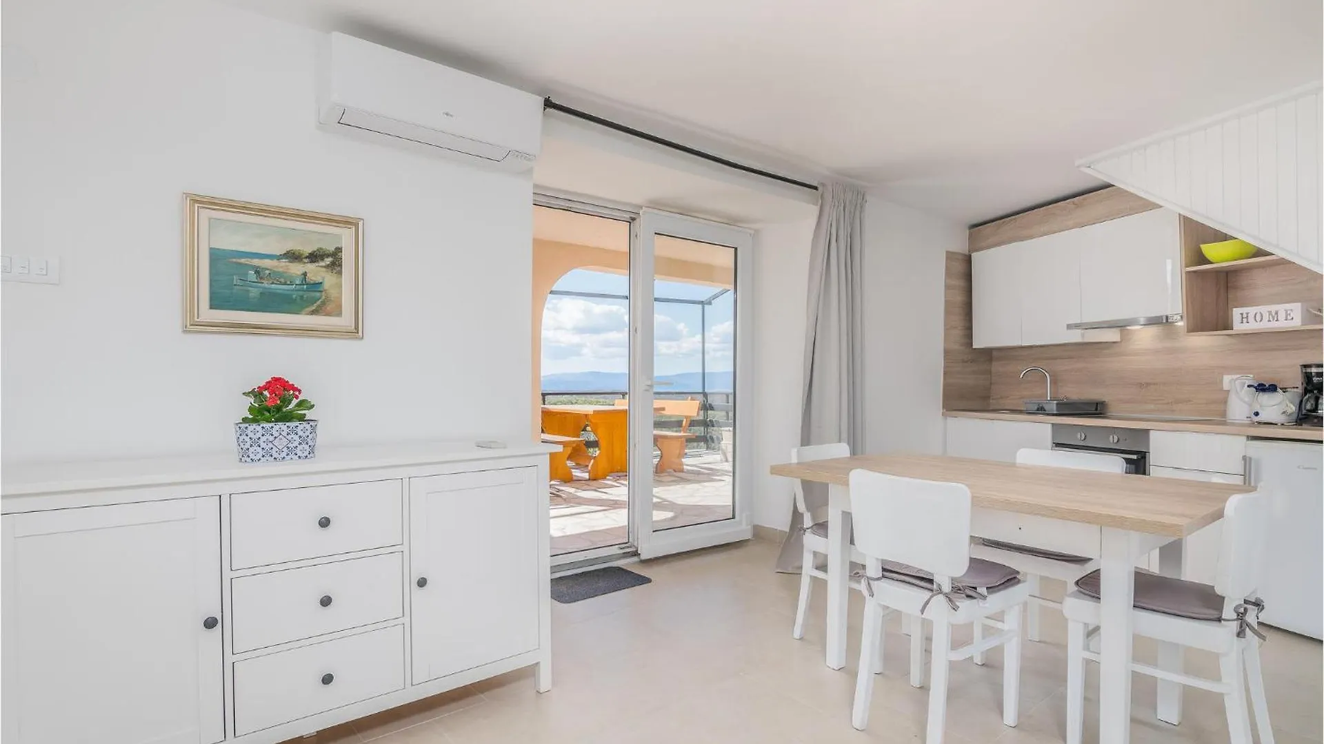 2 Bedroom Pet Friendly Home In Dobrinj Holiday home